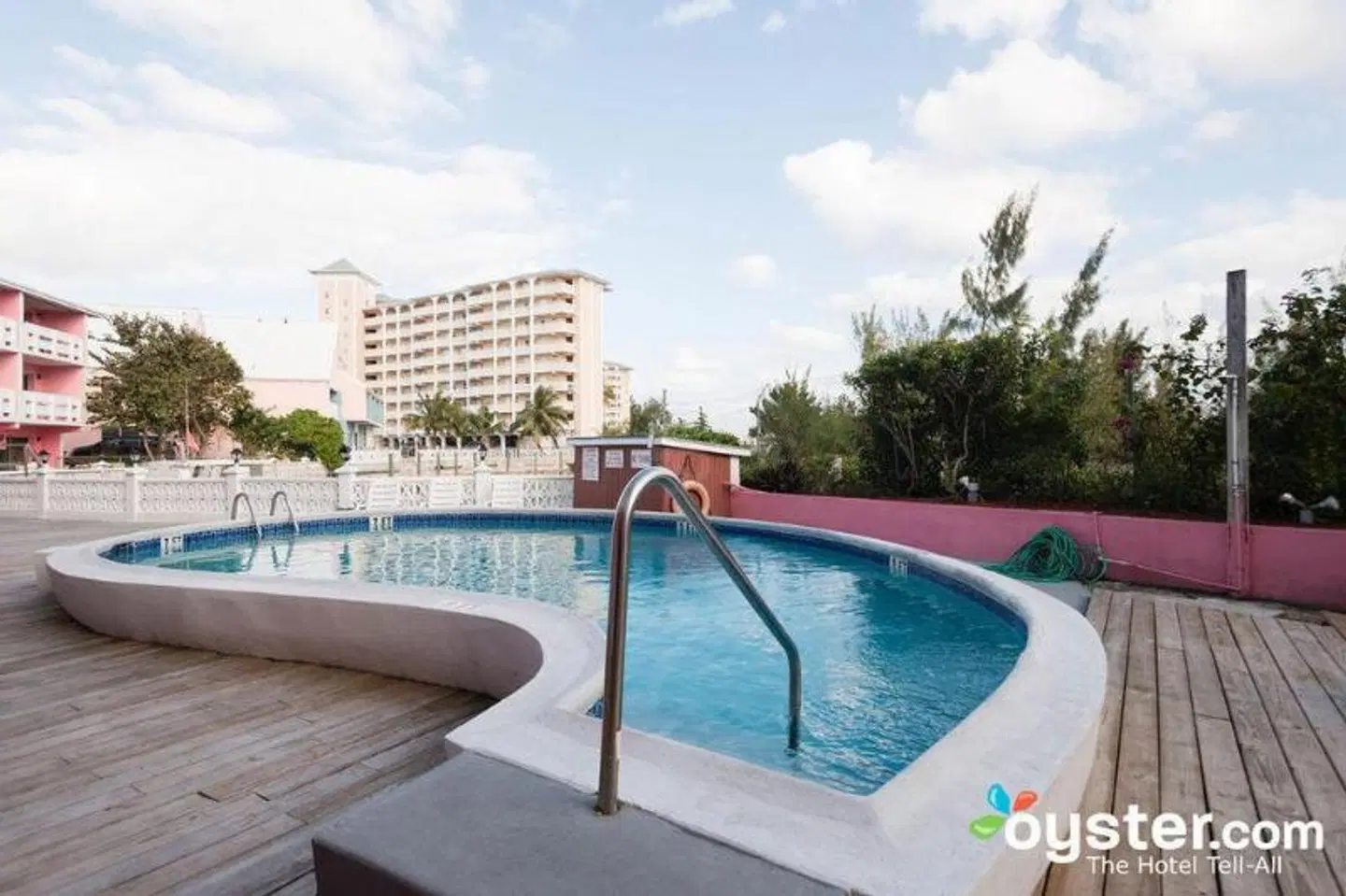 Bell Channel Inn OUTDOOR_POOL