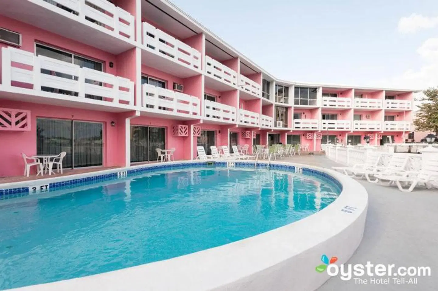 Bell Channel Inn OUTDOOR_POOL