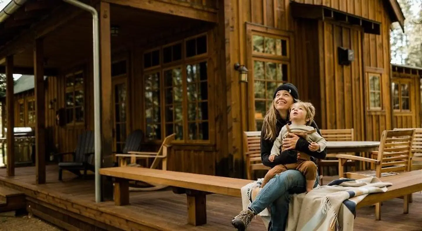 Lake Creek Lodge PEOPLE