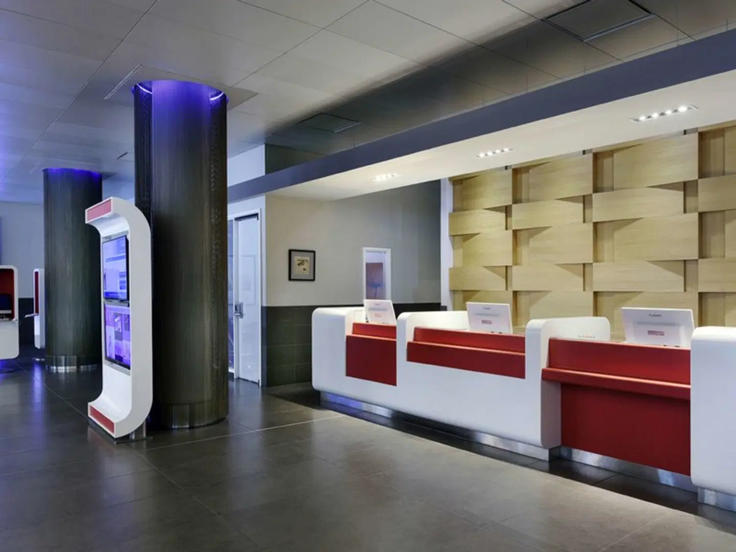 DoubleTree by Hilton Ottawa Downtown LOUNGE_LOBBY