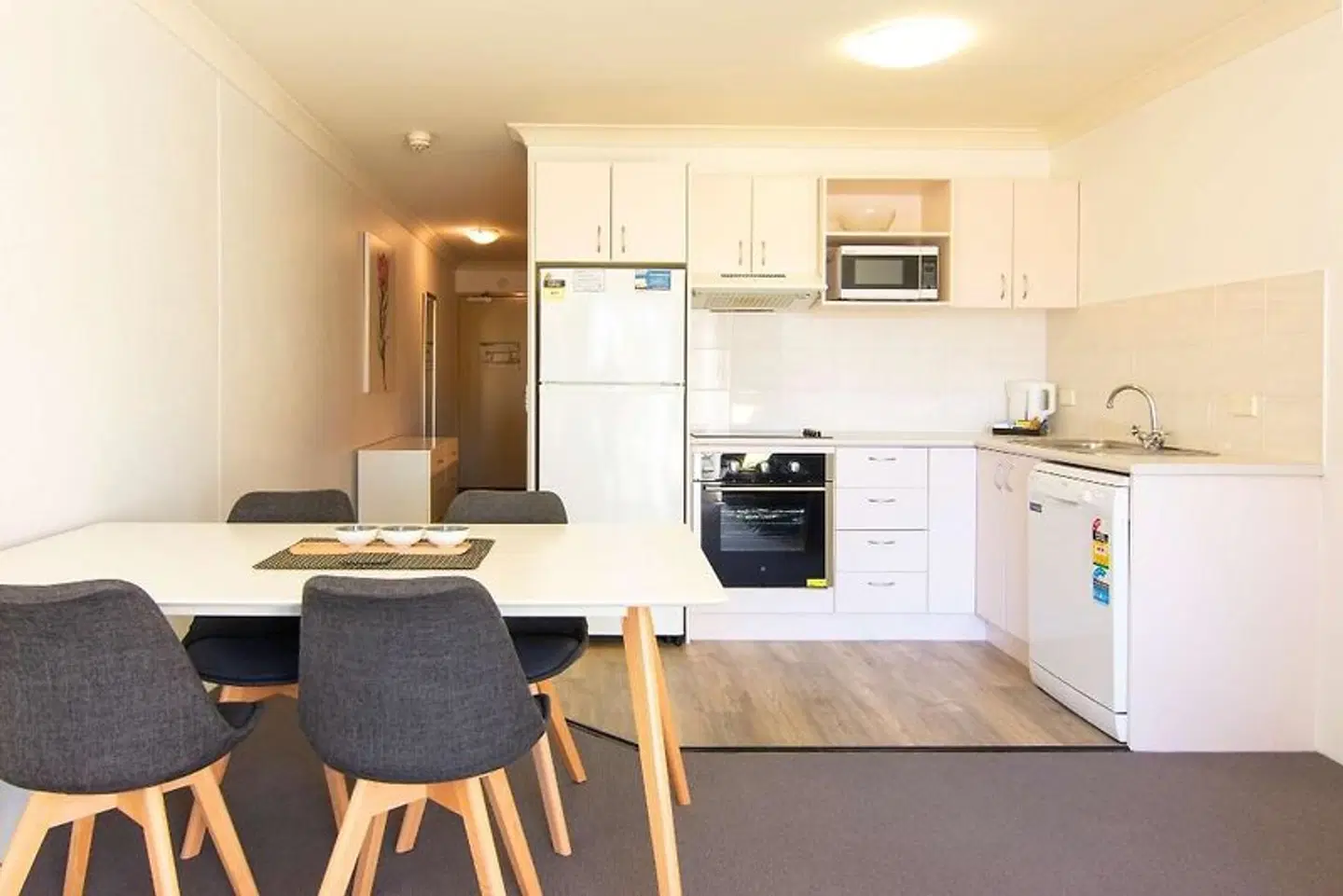 Horizons Lake Jindabyne ROOM_EXAMPLE