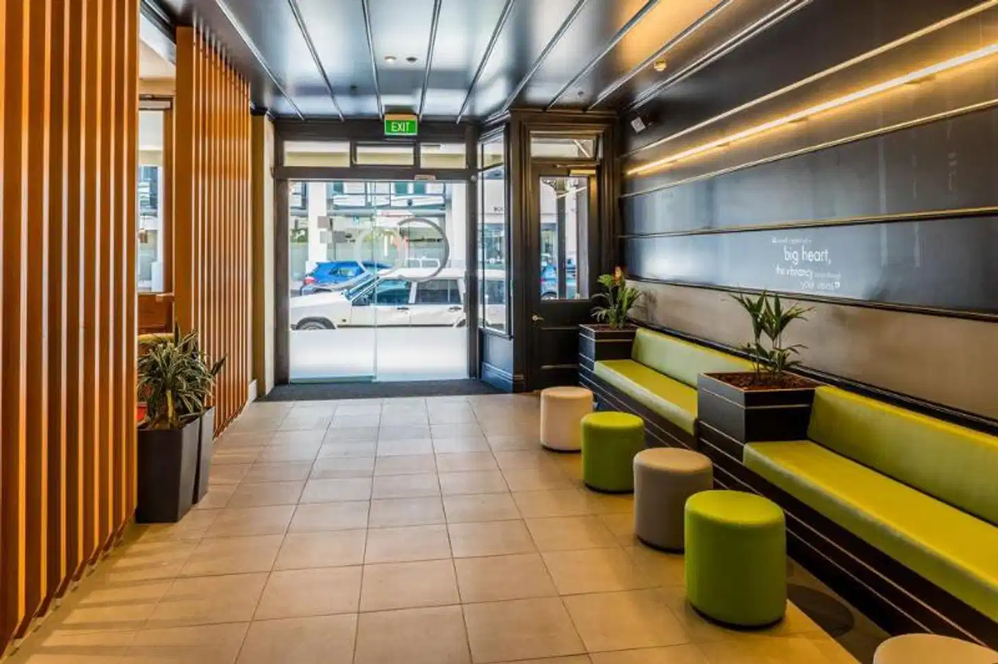 Naumi Hotel Wellington Lobby