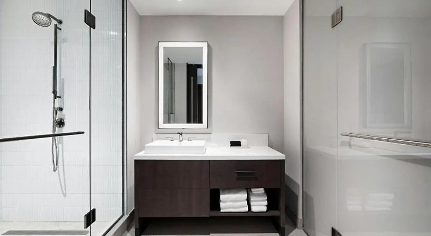 Hall Park Hotel, Autograph Collection Badezimmer