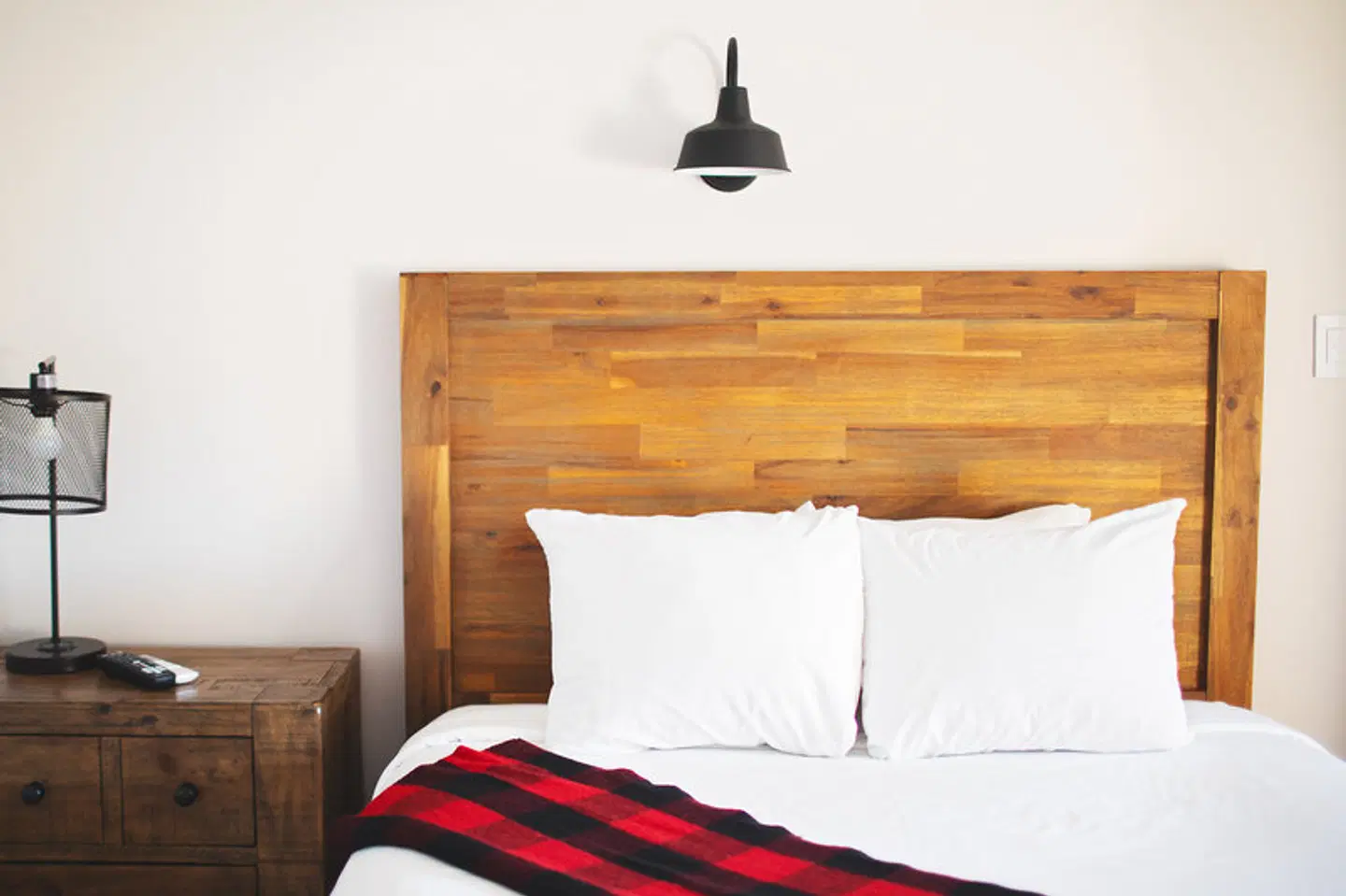 Arrowhead Family Resort ROOM_EXAMPLE