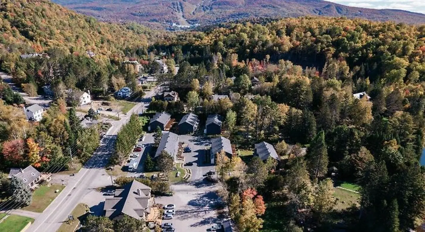 Suites du Lac Moore LANDSCAPE