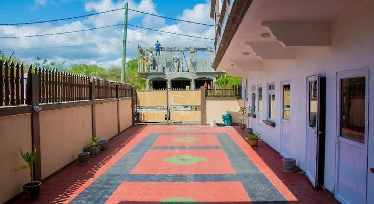 Sunshine Villa SPORTS_AND_LEISURE