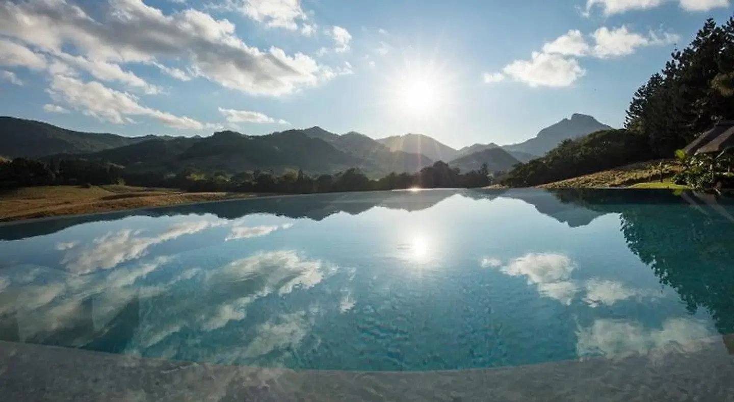 FERNEY NATURE LODGE LANDSCAPE