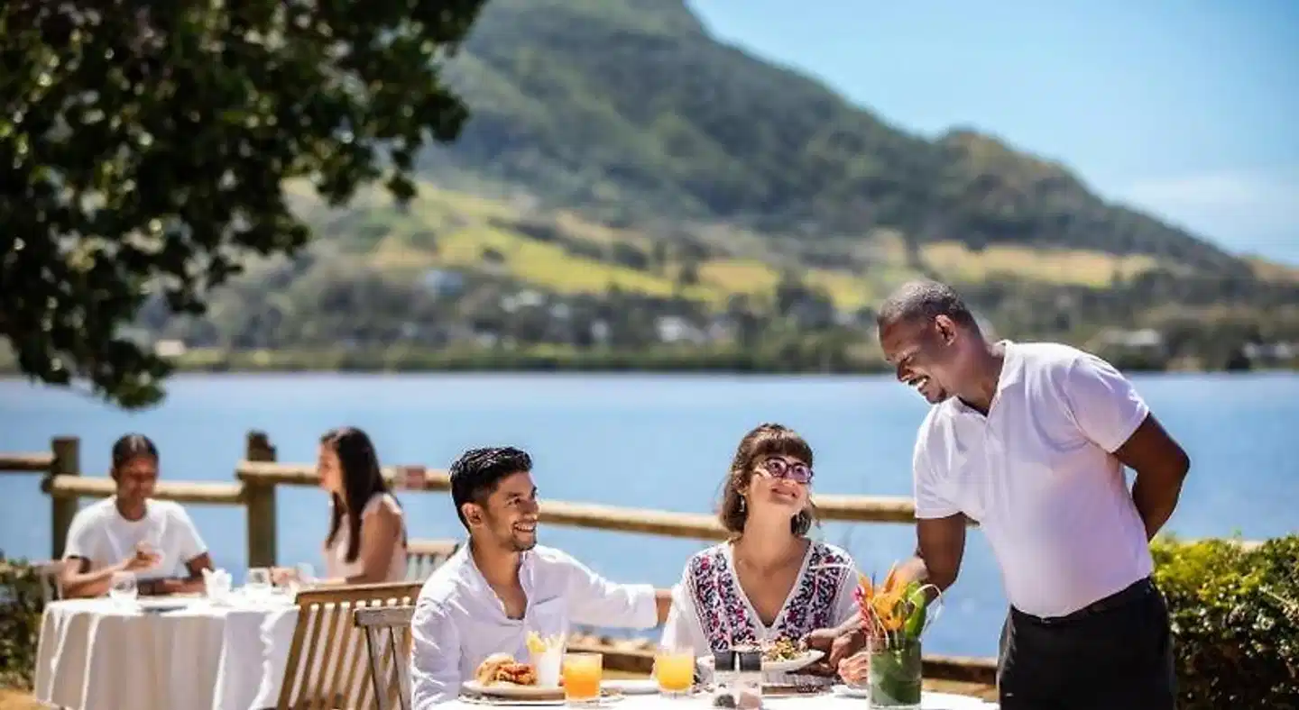 FERNEY NATURE LODGE Personen