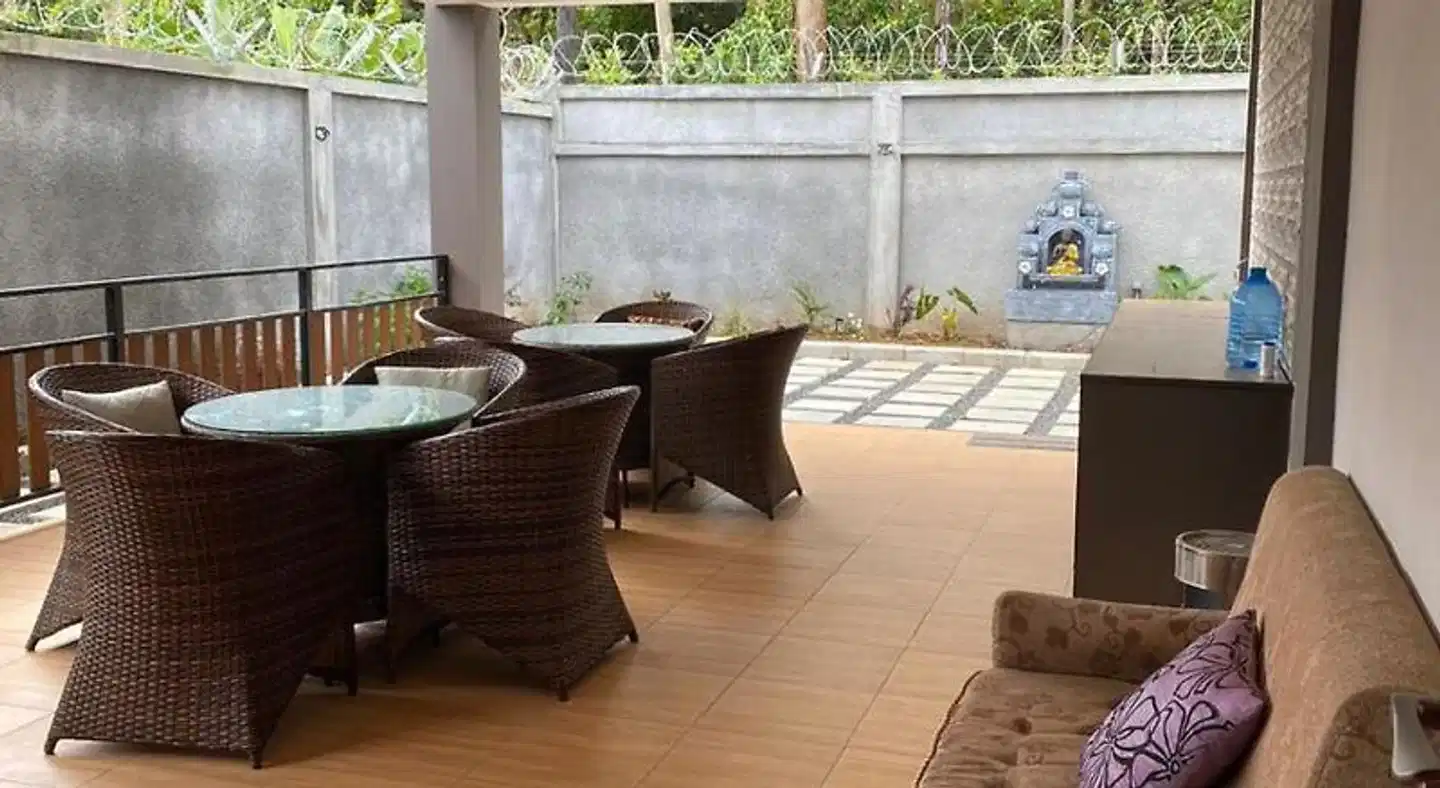 Royal Residency Terrasse