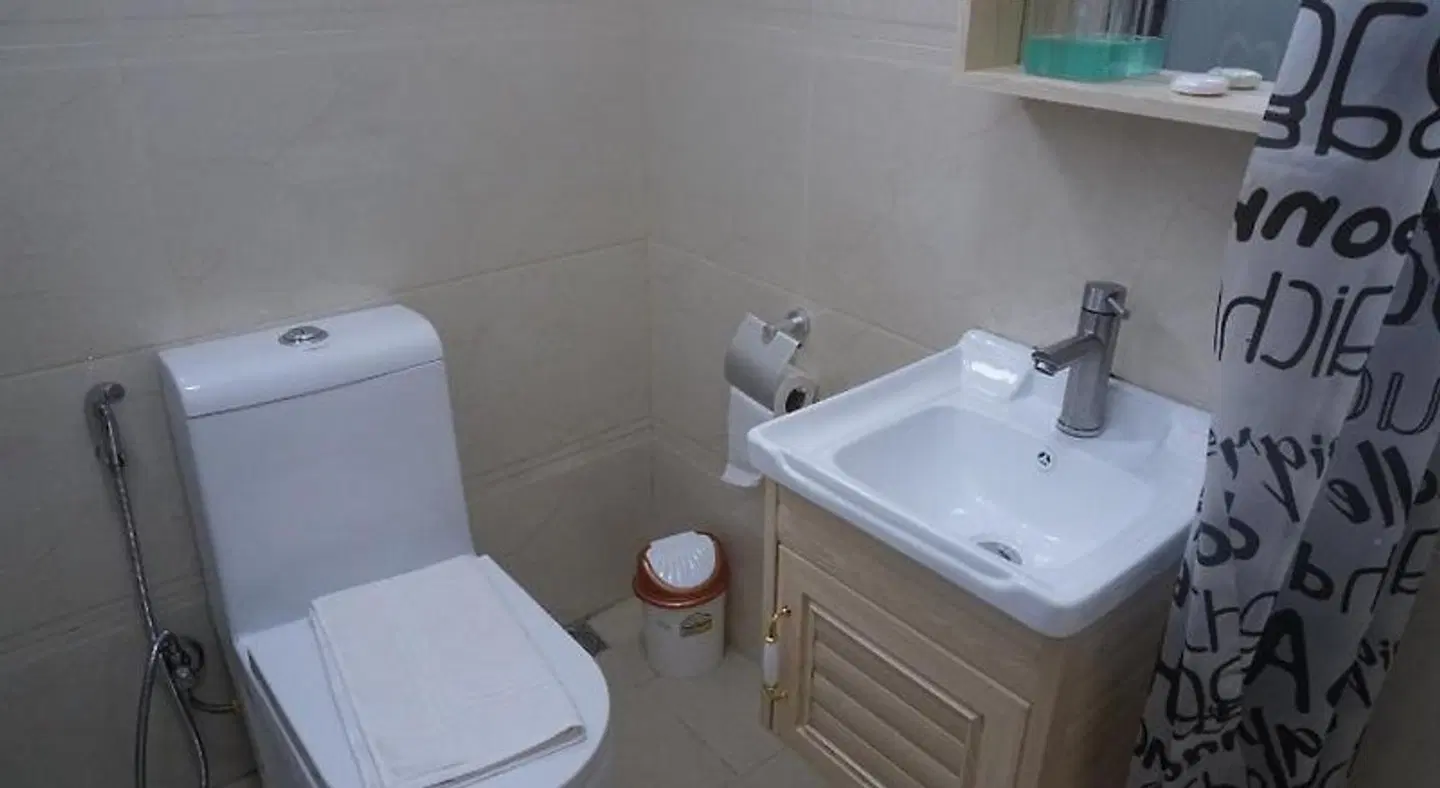 Happy Ours Guest House Badezimmer