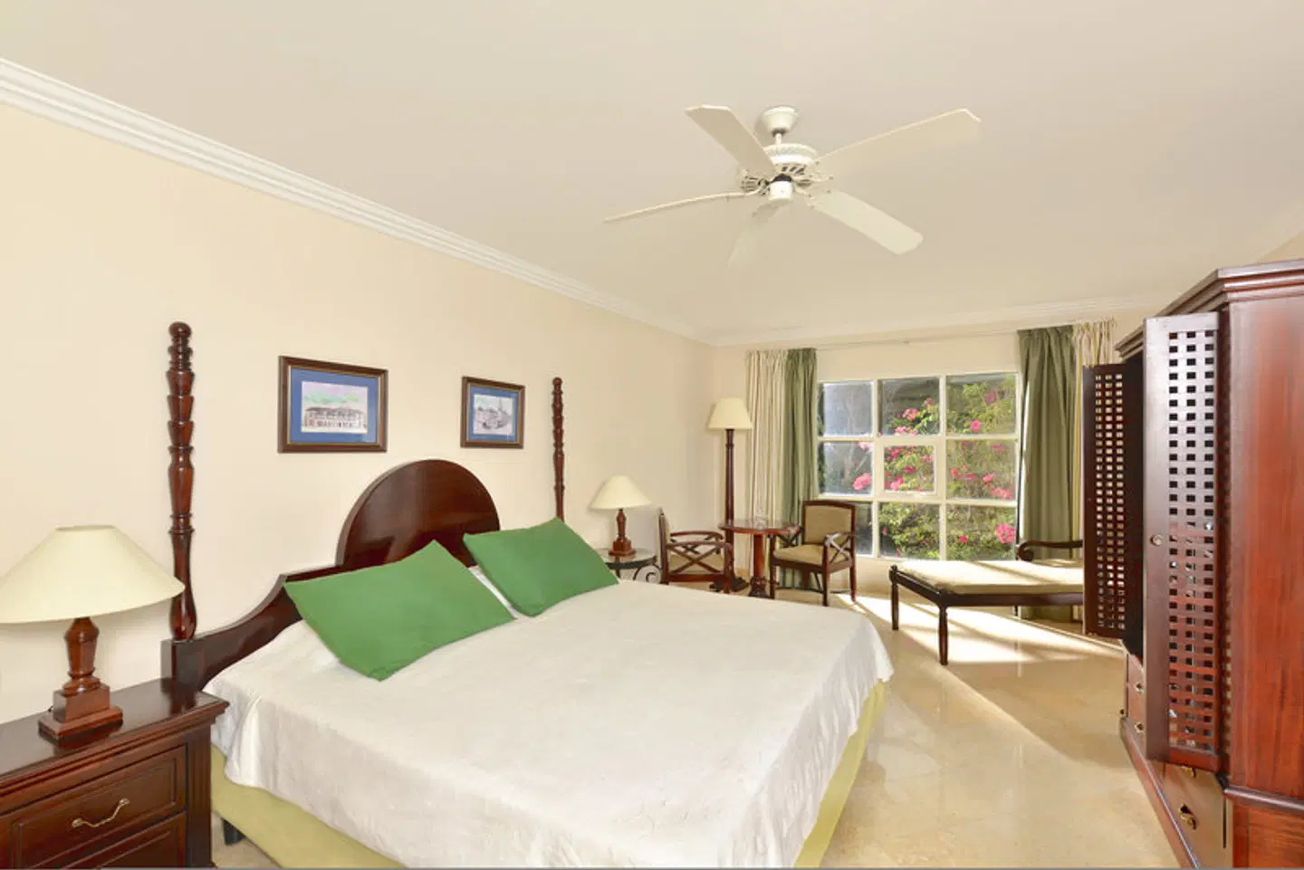 Coral Ensenachos ROOM_EXAMPLE