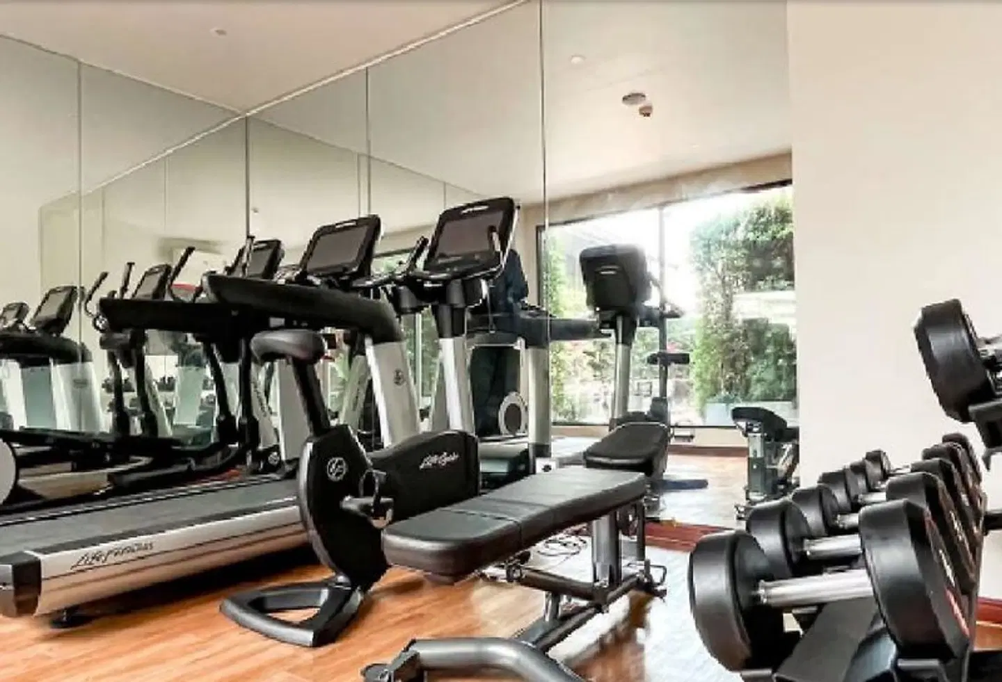 SureStay By Best Western Iconic Ari Jatujak SPORTS_AND_LEISURE