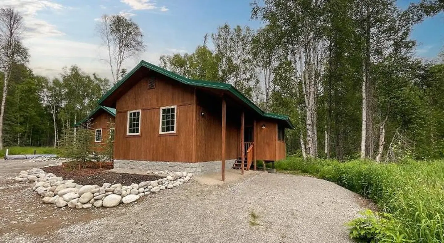 Talkeetna Wilderness Lodge and Cabin Rentals EXTERIOR