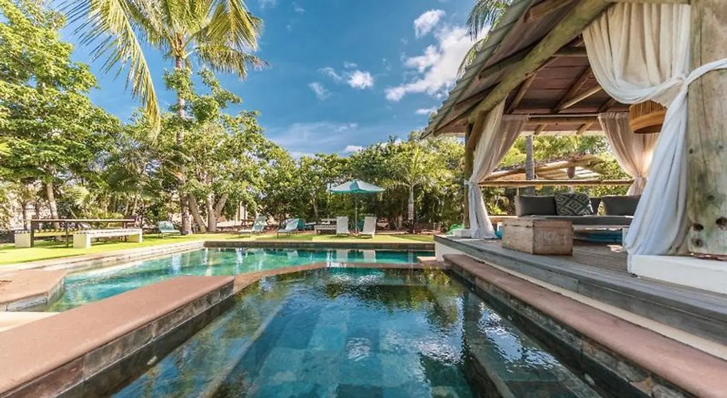 Shanti Ghar Guest House OUTDOOR_POOL