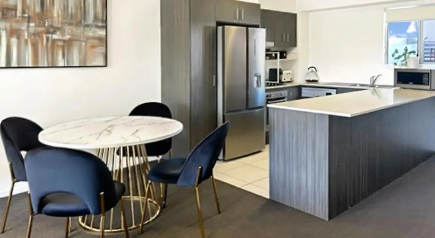 Direct Hotels - Breeze on Brightwater ROOM_EXAMPLE