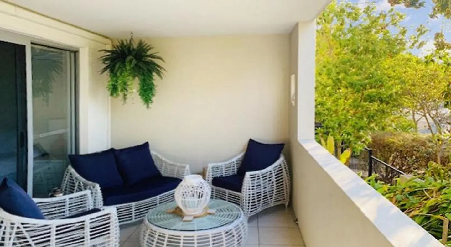 Direct Hotels - Breeze on Brightwater ROOM_EXAMPLE