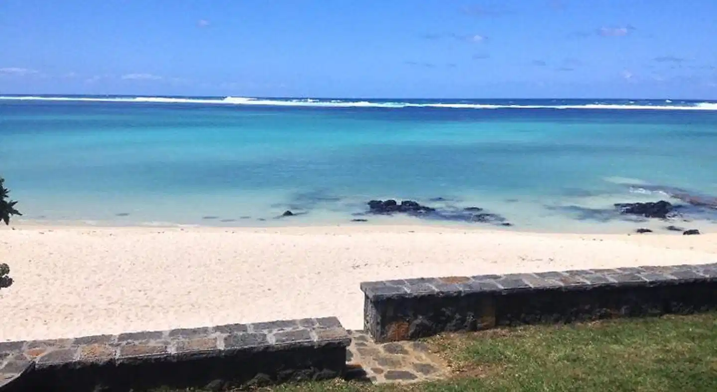 Coral Bay by Dream Escapes Mauritius Strand
