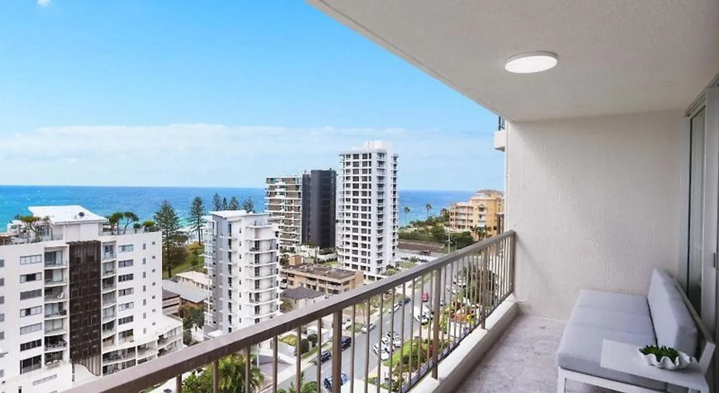 Rainbow Commodore Apartments EXTERIOR