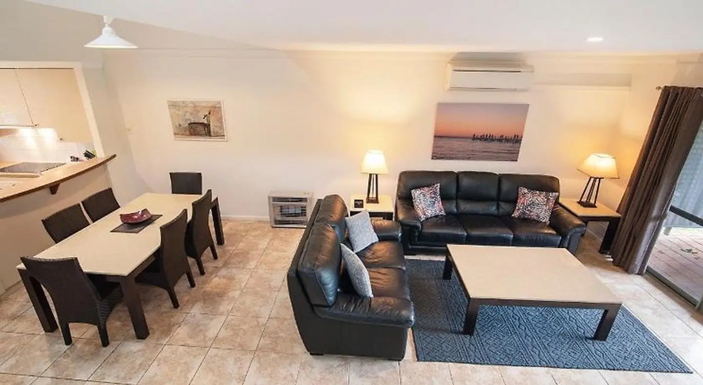 Bayshore Beachside Resort ROOM_EXAMPLE