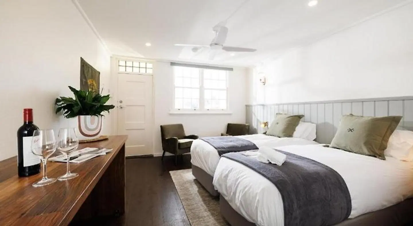 Richmond Inn ROOM_EXAMPLE