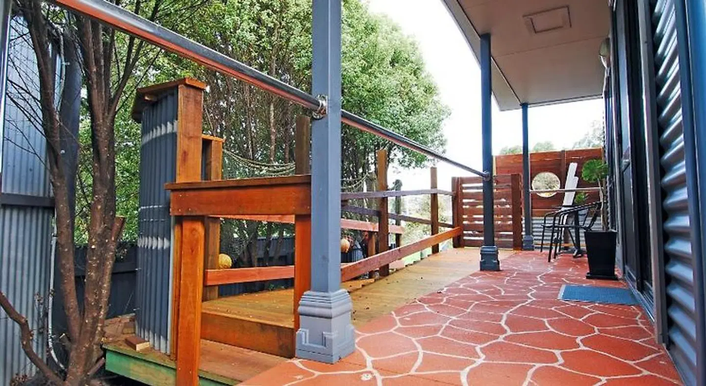 Strahan Bungalows LOUNGE_LOBBY