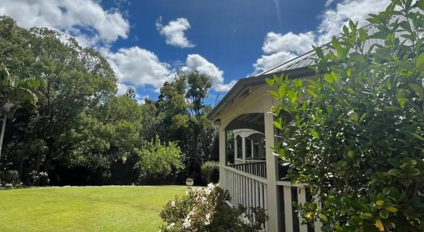 Bangalow Guesthouse EXTERIOR