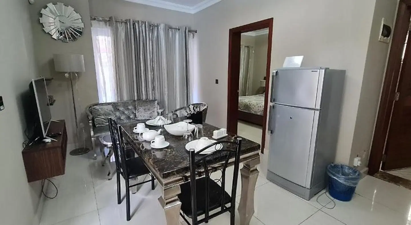 Northern Pearl Luxury Apartments Restaurant