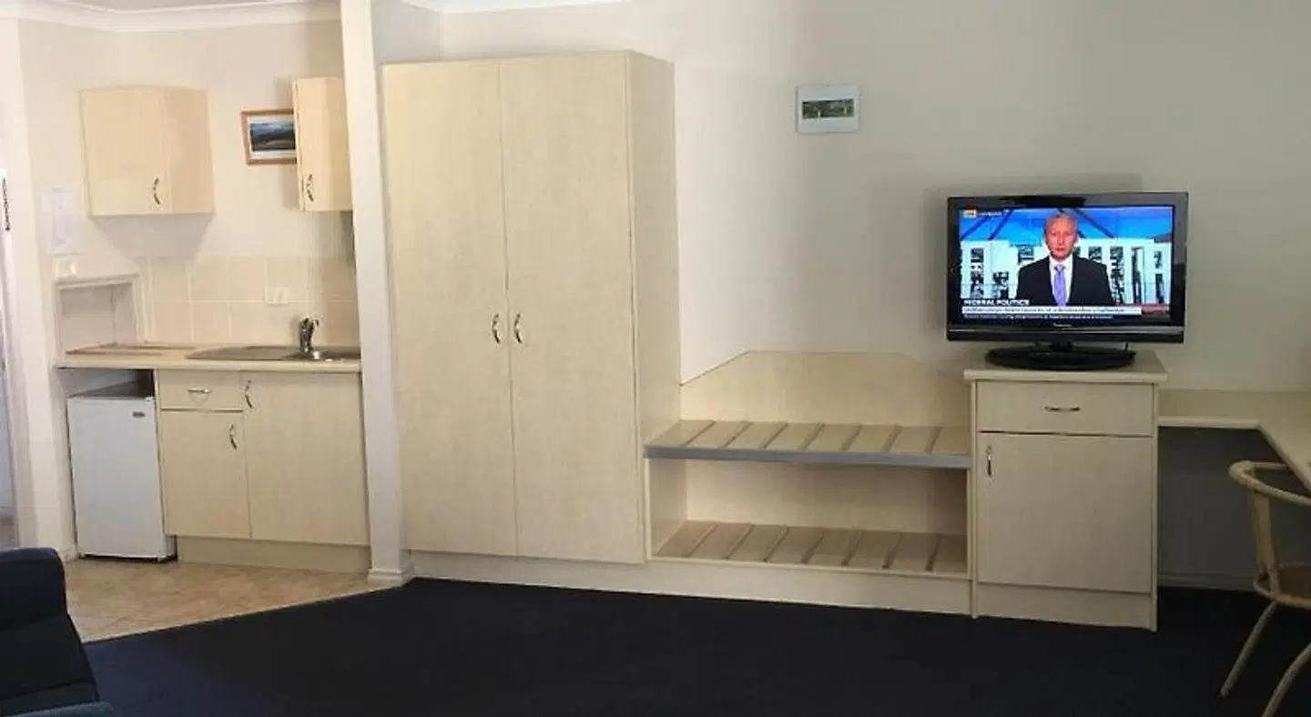 Tuckerbox Motor Inn ROOM_EXAMPLE