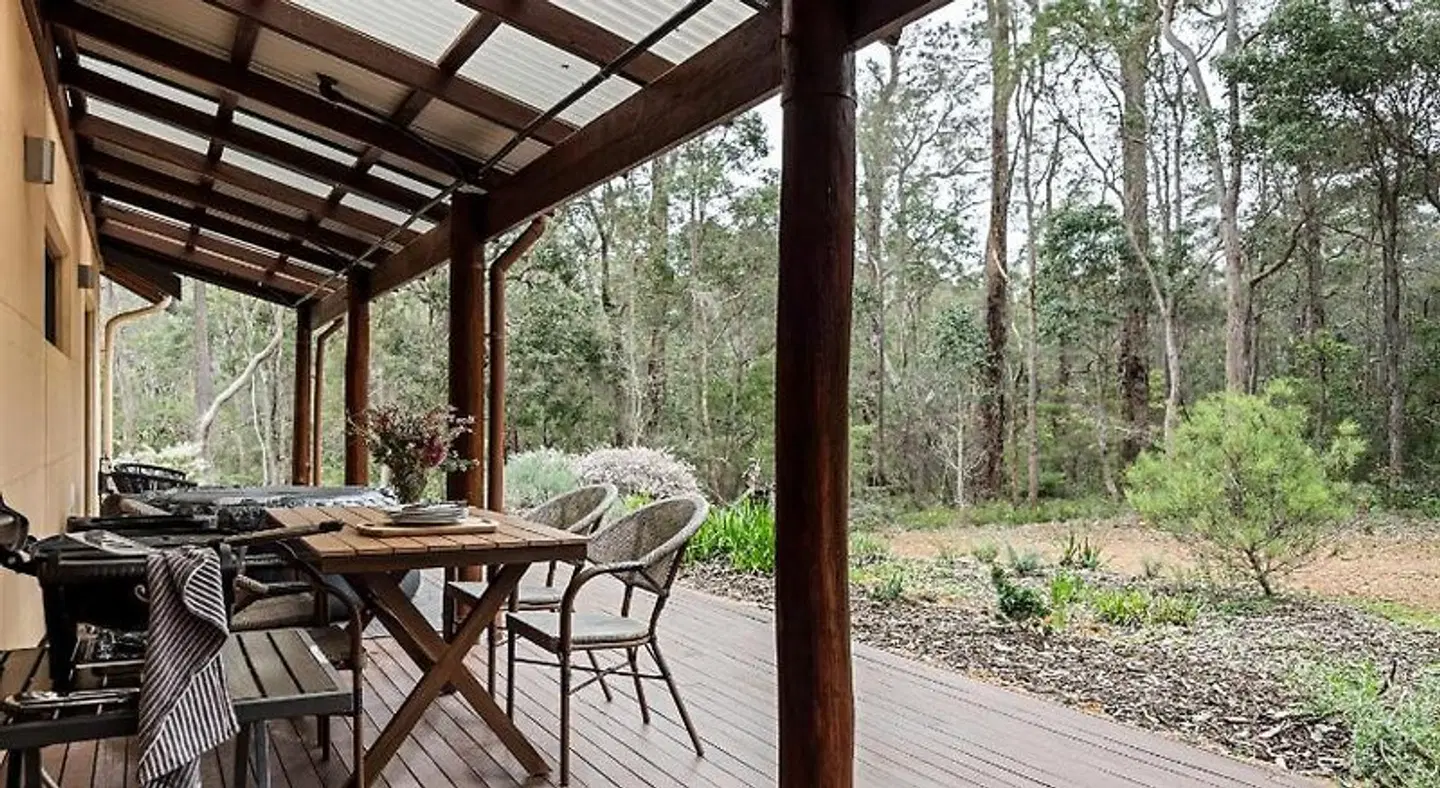 Jarrah Grove Retreat Terrasse