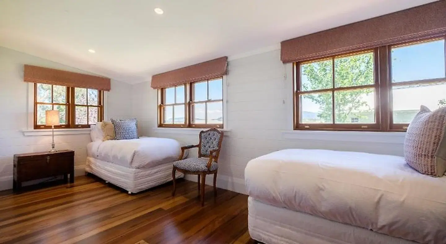 Goonoo Goonoo Station ROOM_EXAMPLE