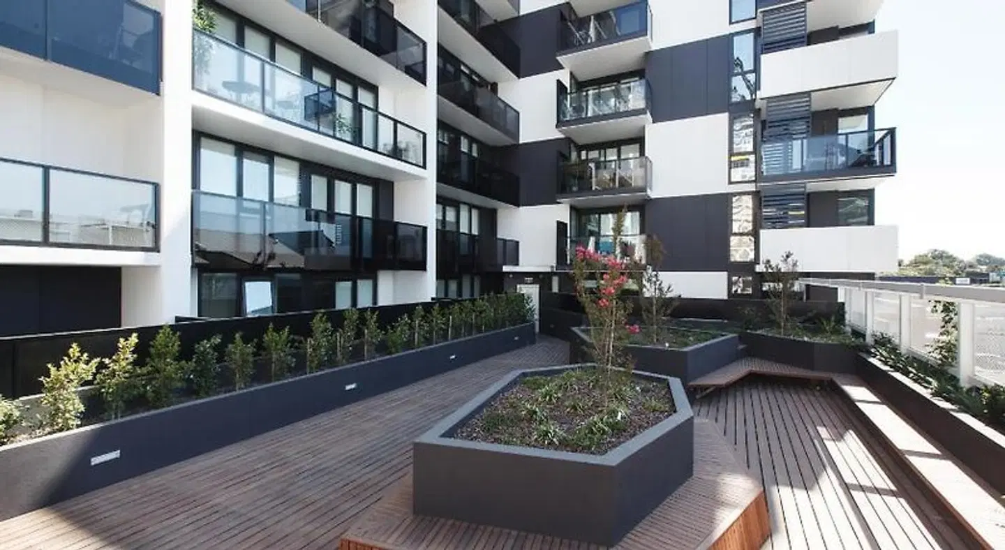 Ilixir Apartments by Ready Set Host EXTERIOR