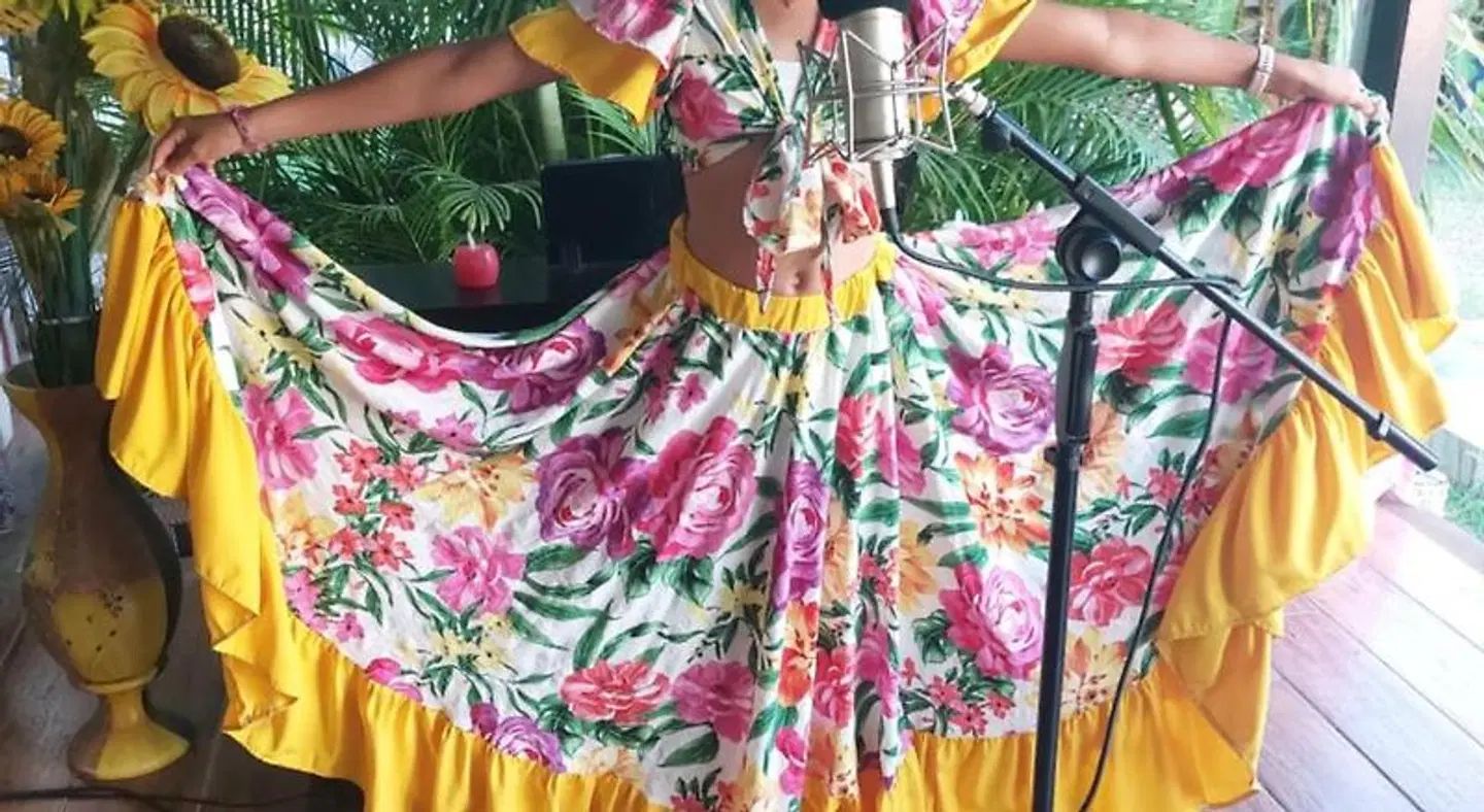 Cazhibiscus SPORTS_AND_LEISURE