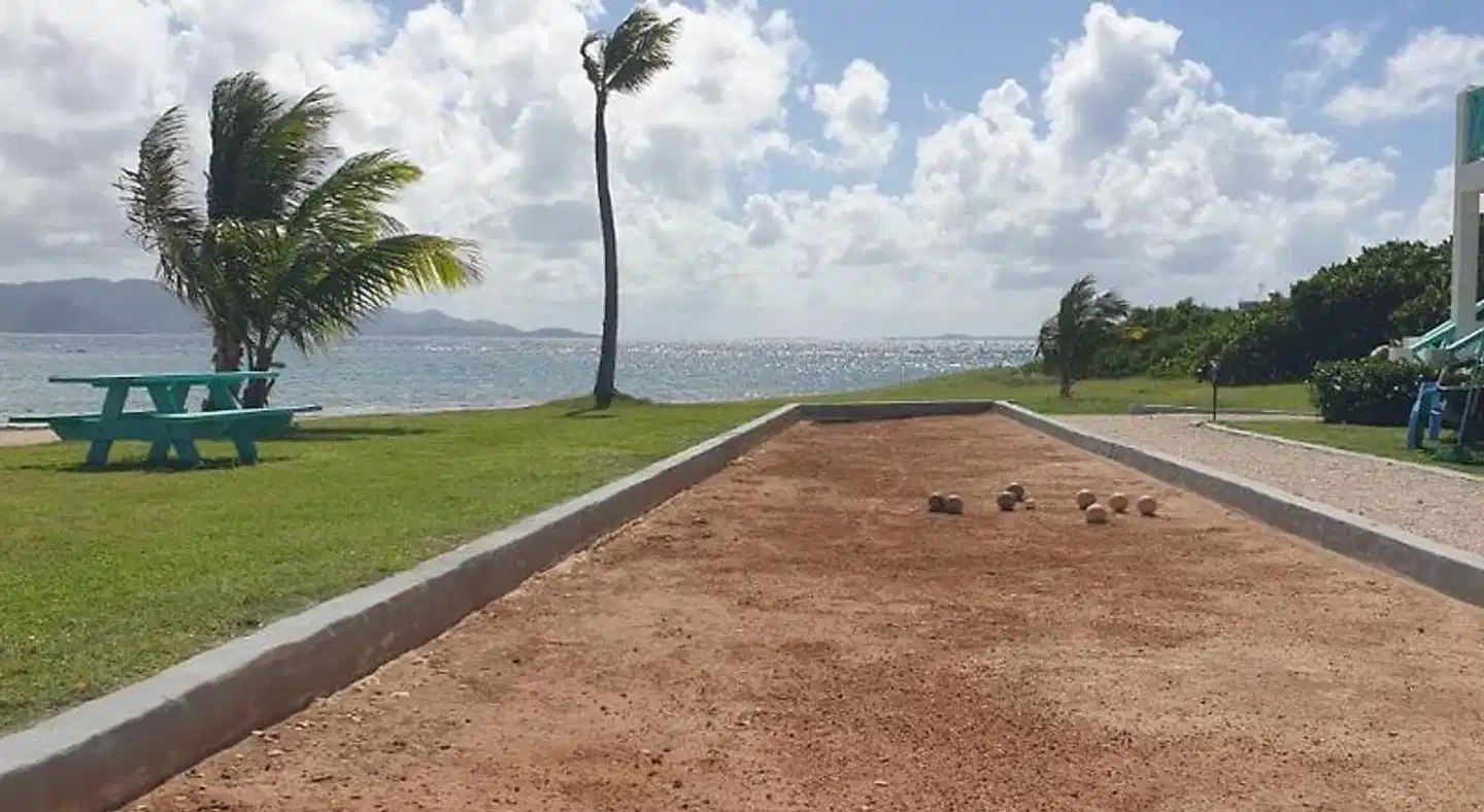 Coralito Bay Suites & Villas Landschaft