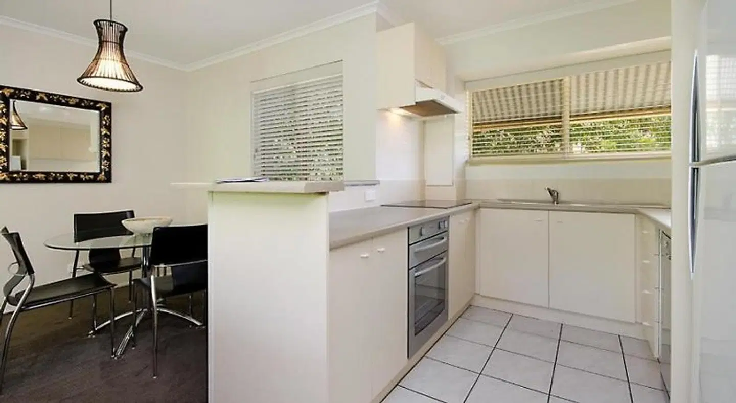 #2 Hastings Street ROOM_EXAMPLE