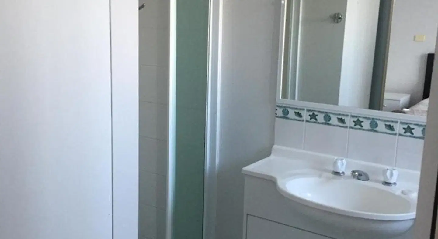 Merimbula Lake Apartments Badezimmer