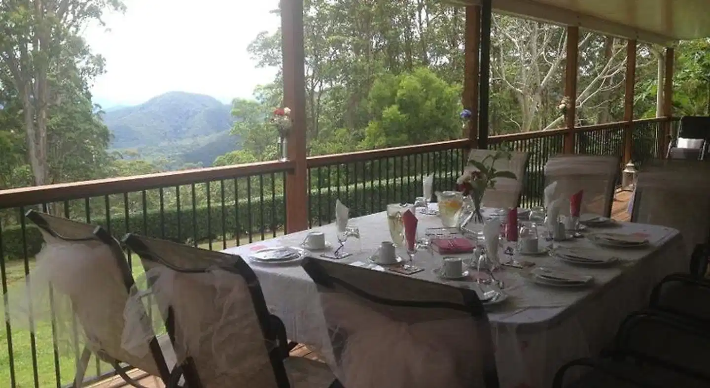 Mapleton Falls Accommodation Restaurant