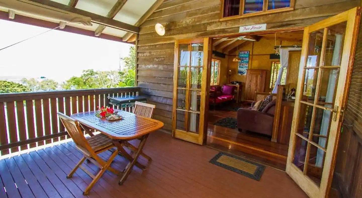 1770 Beach Shacks Lobby