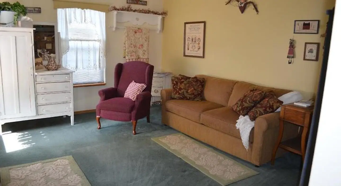 Alaska's Lake Lucille Bed & Breakfast ROOM_EXAMPLE