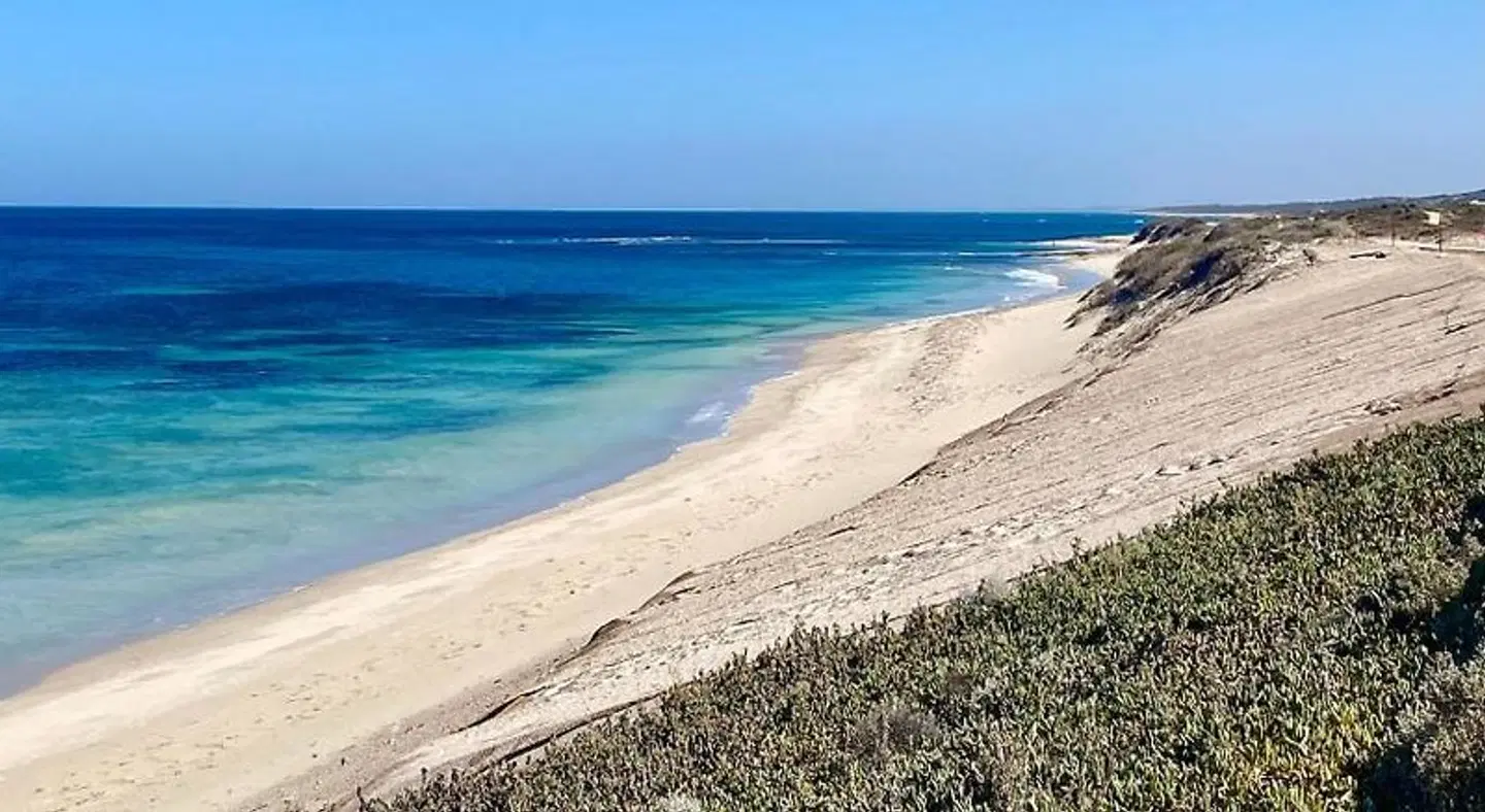 Port Denison Beach Resort Strand