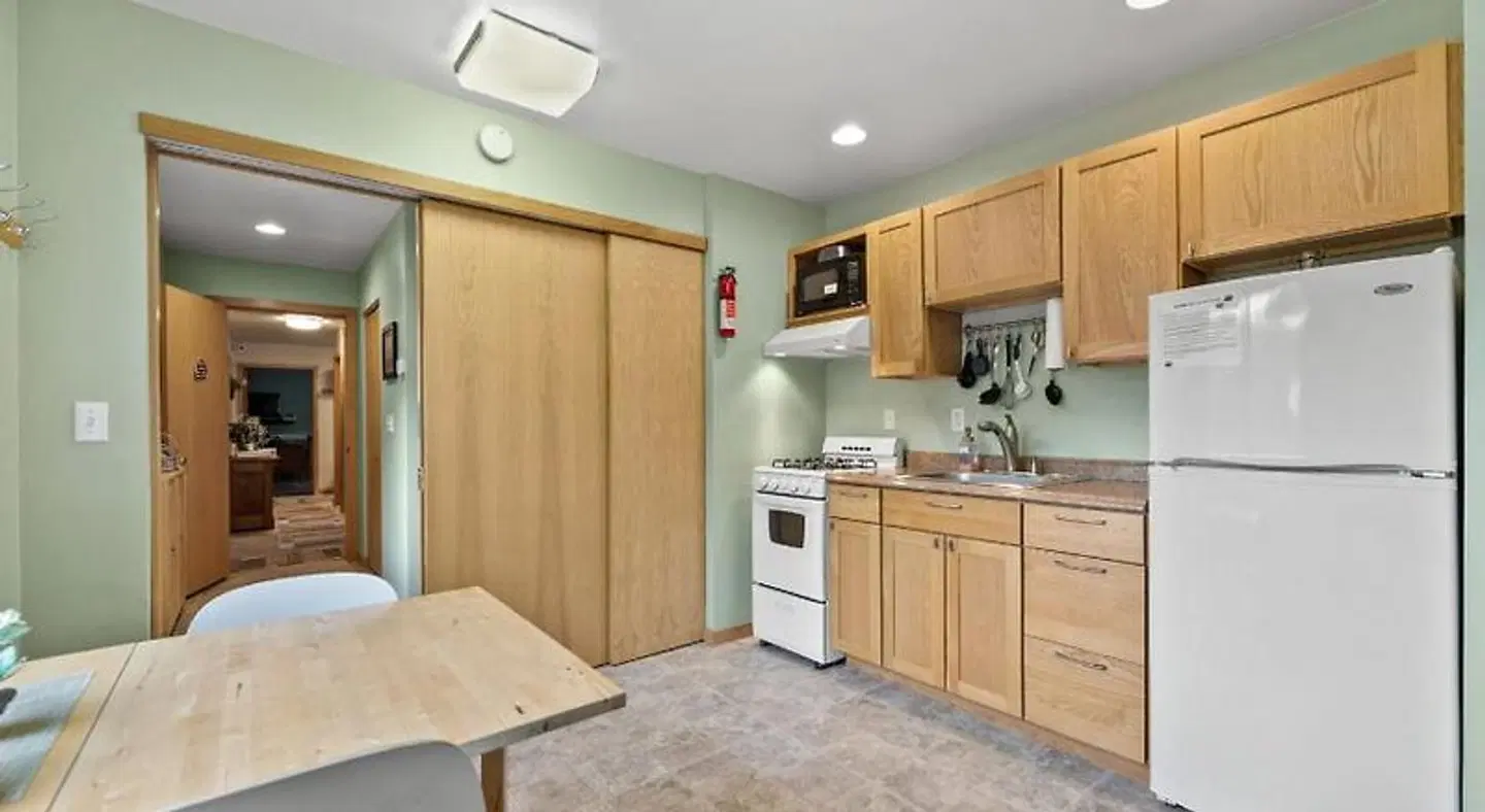 Bear Lake Lodgings B&B ROOM_EXAMPLE