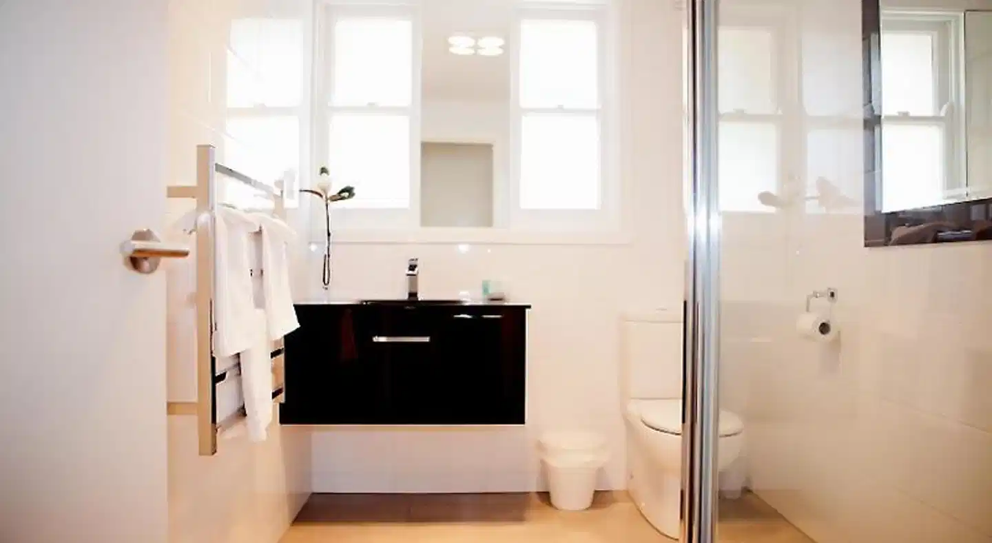 Lake Wendouree Luxury Apartments on Grove Badezimmer