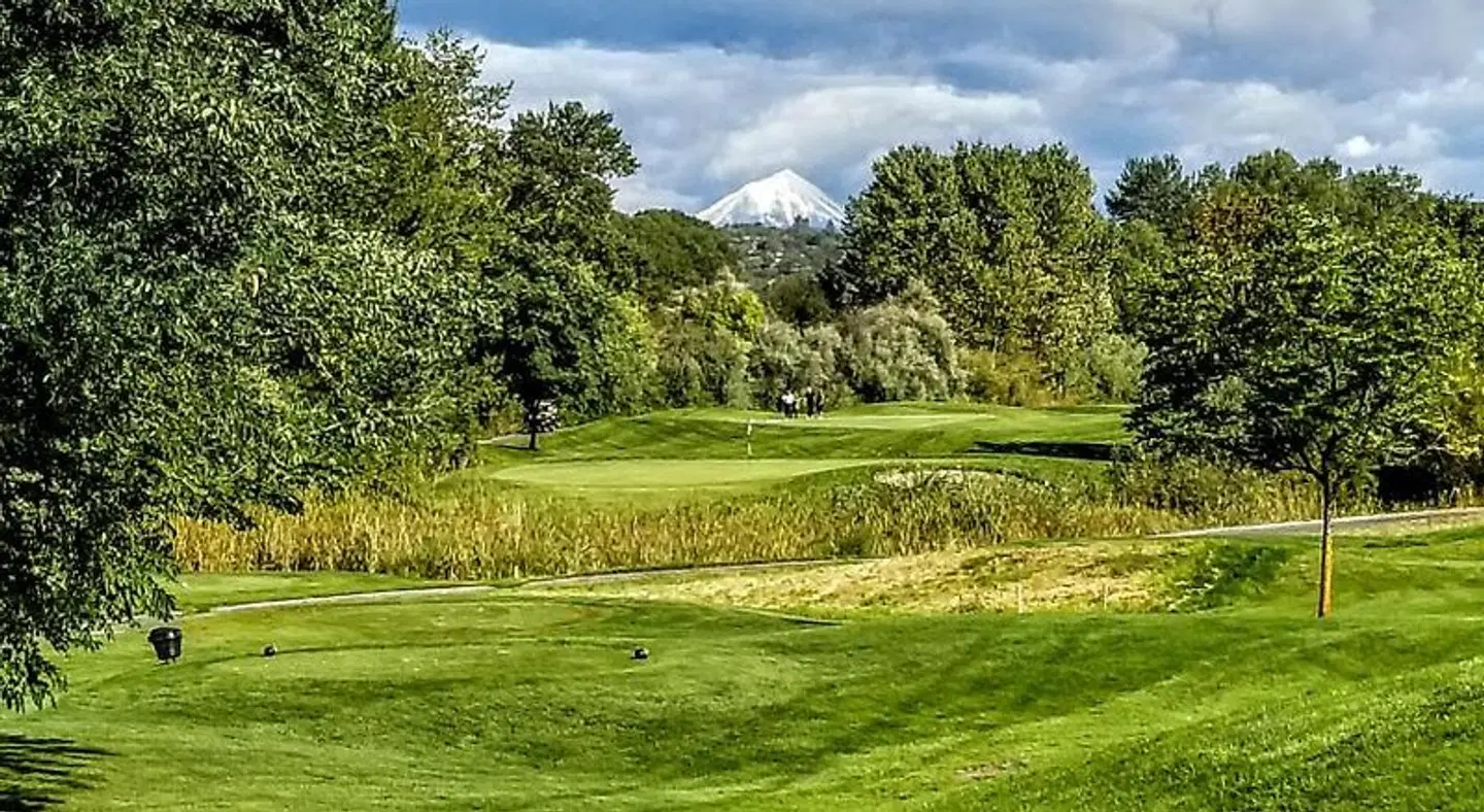 Resort at Eagle Point Golf Club SPORTS_AND_LEISURE