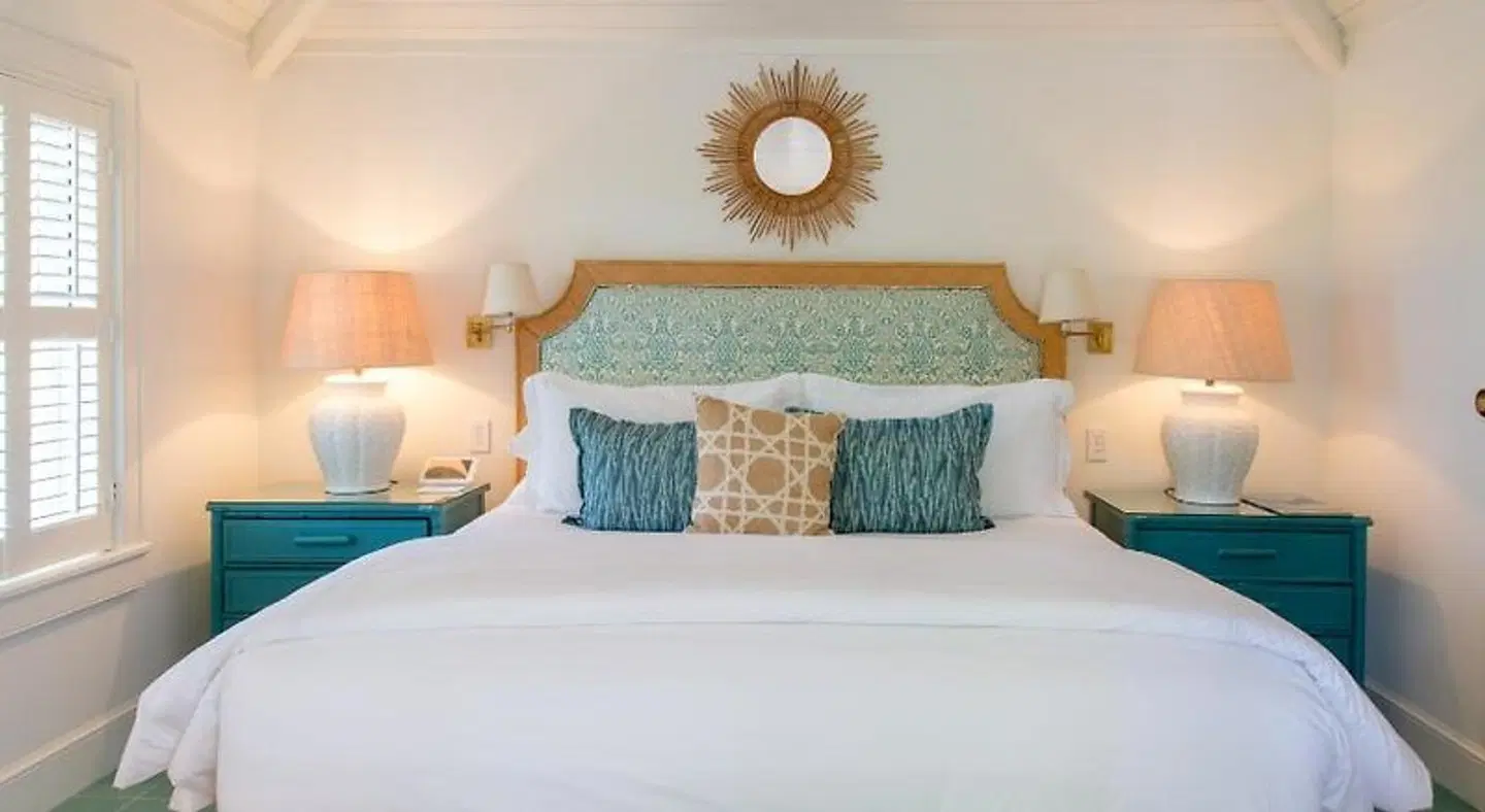 Eleven Experience- Bahama House ROOM_EXAMPLE