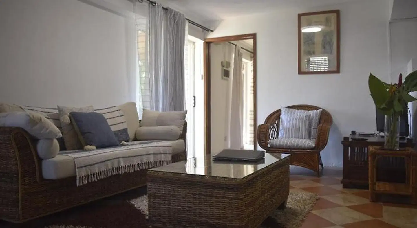 Sunset Villa ROOM_EXAMPLE