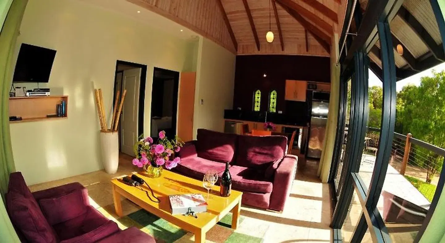 Waterfall Cottages Restaurant