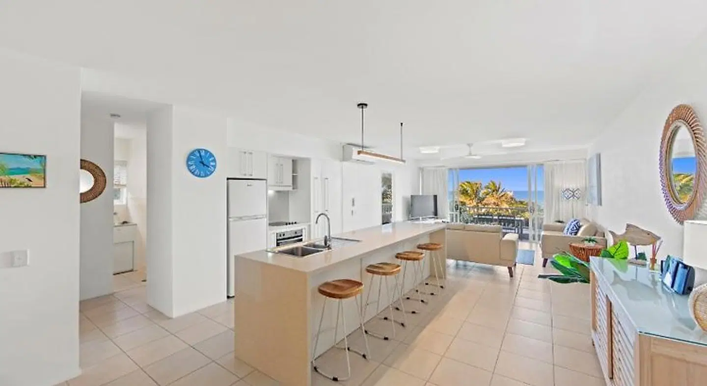La Mer Sunshine Beachfront ROOM_EXAMPLE