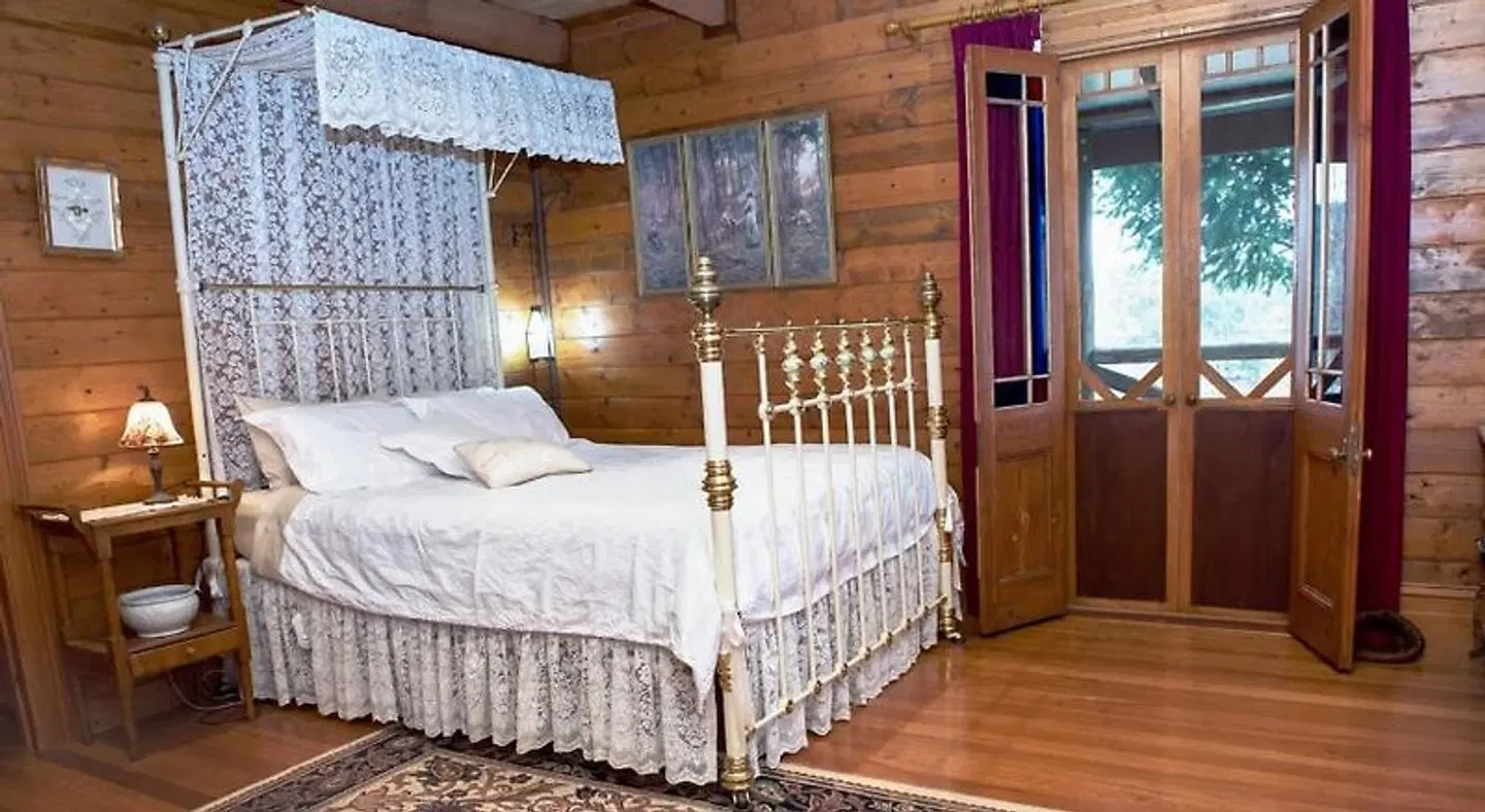 Colby Cottages ROOM_EXAMPLE
