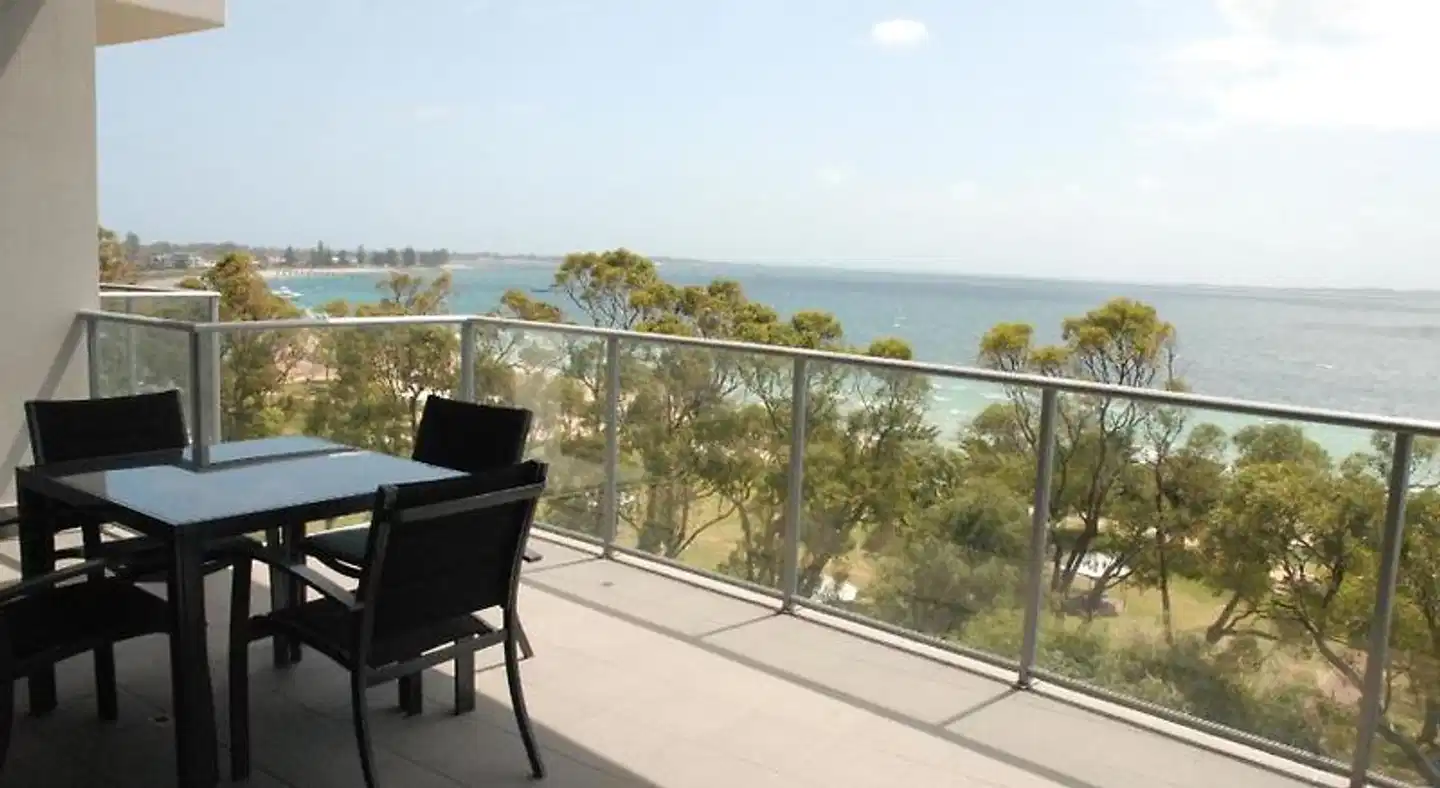 Nautilus by Rockingham Apartments Terrasse