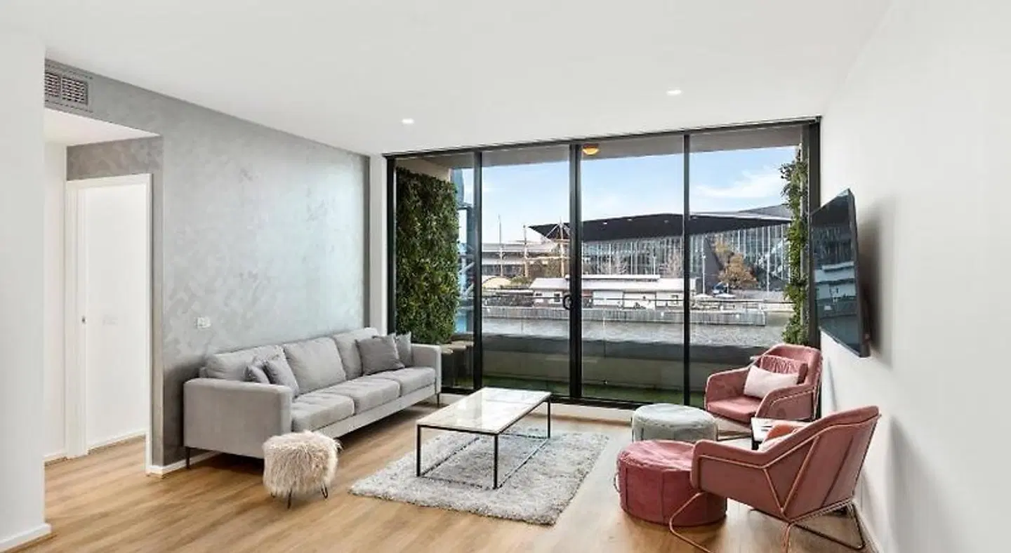 Melbourne Holiday Apartments Flinders Wharf LOUNGE_LOBBY