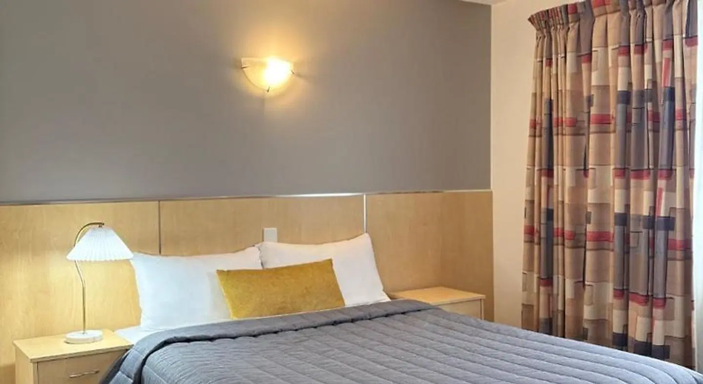 Mayfair Motel ROOM_EXAMPLE